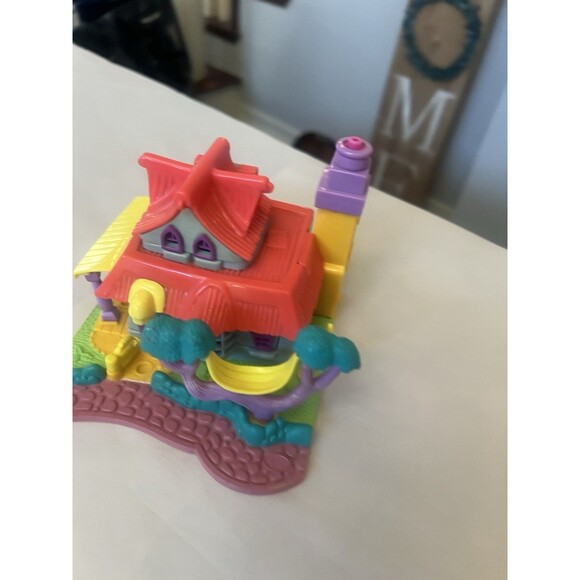 VTG 1994 POLLY POCKET POLLYVILLE KITTY HOUSE COMPACT No People - Picture 1 of 7